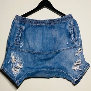 Oneteaspoon ripped shorts
